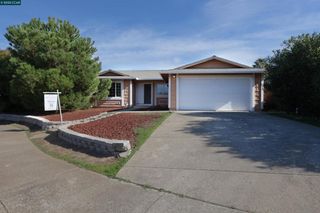 2105 Greenwood Pl, Pittsburg, CA 94565