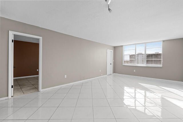 1893 S Ocean Drive 802, Hallandale Beach, FL 33009