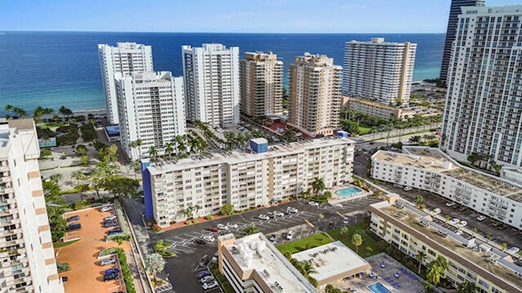 1893 S Ocean Drive 802, Hallandale Beach, FL 33009