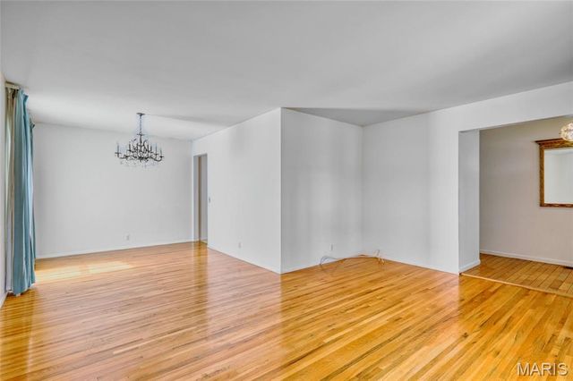 2325 Grassland Drive, Florissant, MO 63033