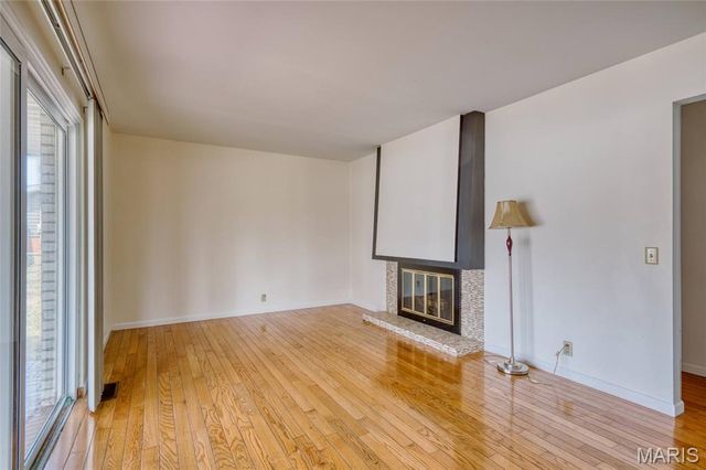 2325 Grassland Drive, Florissant, MO 63033