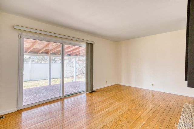 2325 Grassland Drive, Florissant, MO 63033