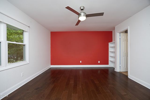 200 Honeysuckle Lane, Cary, NC 27513