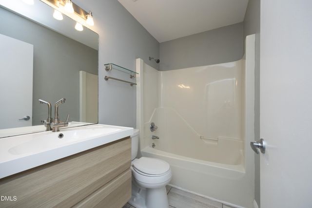 200 Honeysuckle Lane, Cary, NC 27513