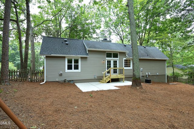 200 Honeysuckle Lane, Cary, NC 27513