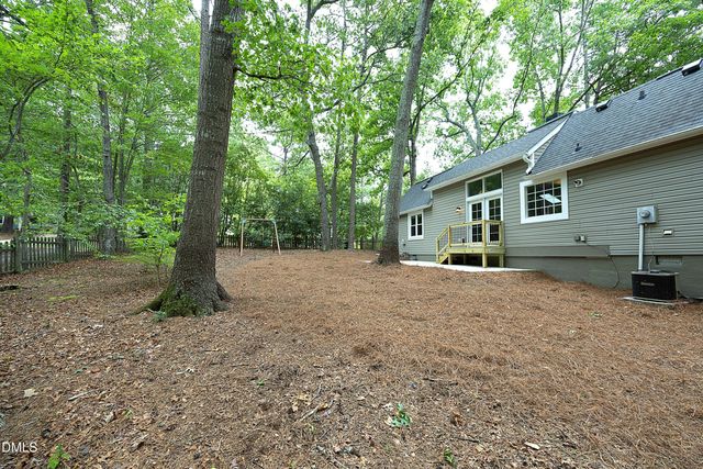 200 Honeysuckle Lane, Cary, NC 27513