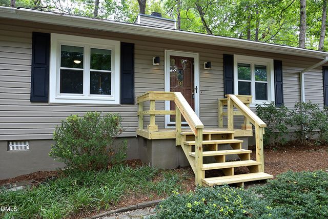 200 Honeysuckle Lane, Cary, NC 27513
