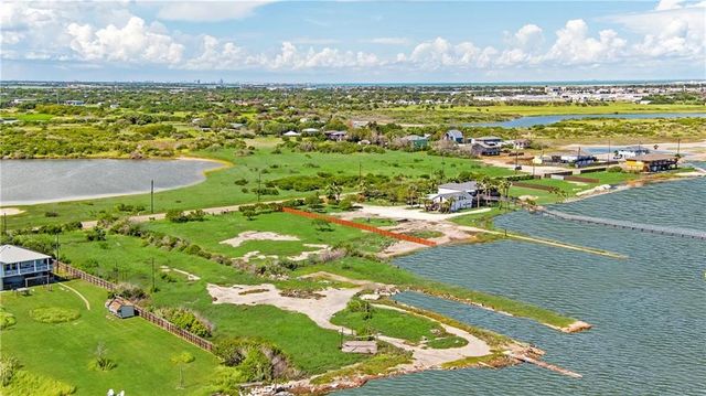 2229 Laguna Shores Dr., Corpus Christi, TX 78418