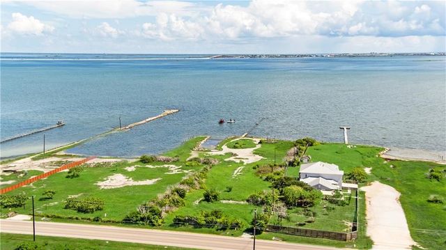2229 Laguna Shores Dr., Corpus Christi, TX 78418