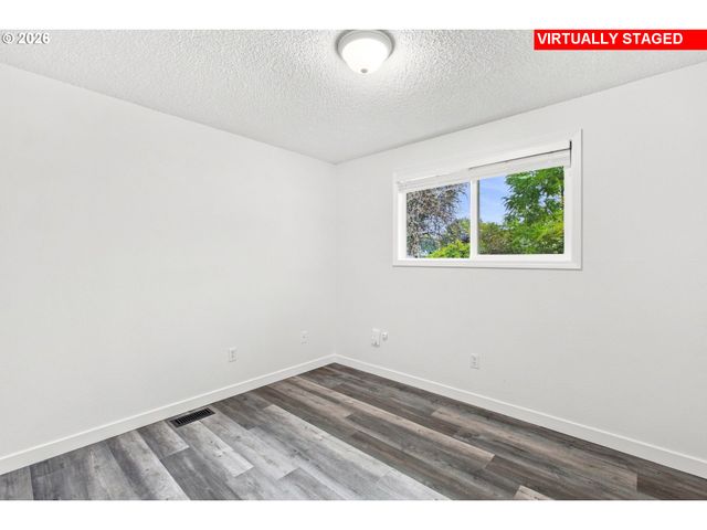3820 Sw 196TH Ave, Beaverton, OR 97078