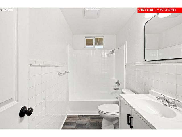 3820 Sw 196TH Ave, Beaverton, OR 97078