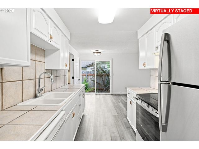 3820 Sw 196TH Ave, Beaverton, OR 97078