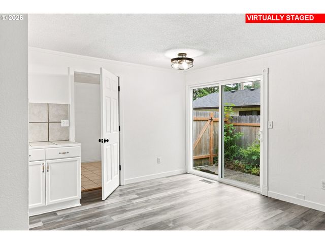 3820 Sw 196TH Ave, Beaverton, OR 97078