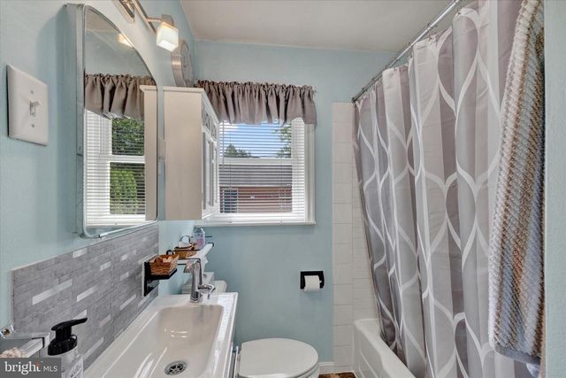 106 E POPLAR ST, Lebanon, PA 17042