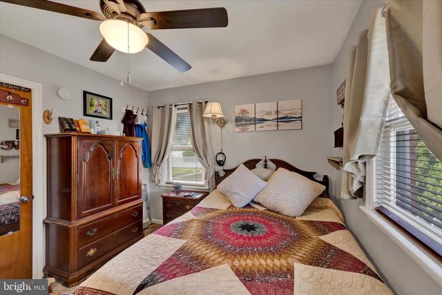 106 E POPLAR ST, Lebanon, PA 17042