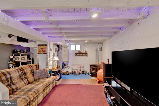106 E POPLAR ST, Lebanon, PA 17042