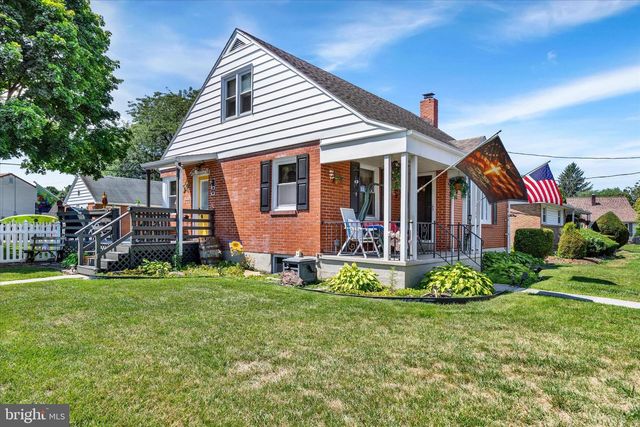 106 E POPLAR ST, Lebanon, PA 17042