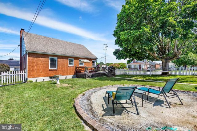 106 E POPLAR ST, Lebanon, PA 17042
