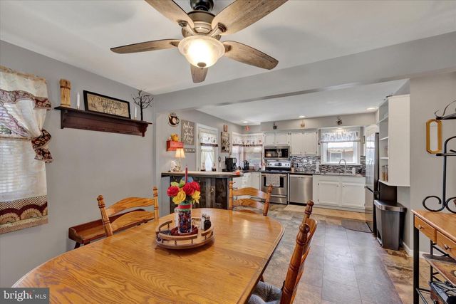 106 E POPLAR ST, Lebanon, PA 17042