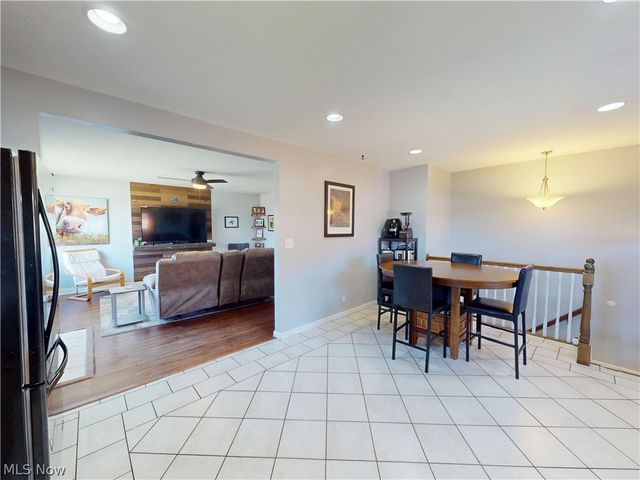 2821 Wales Avenue, Parma, OH 44134