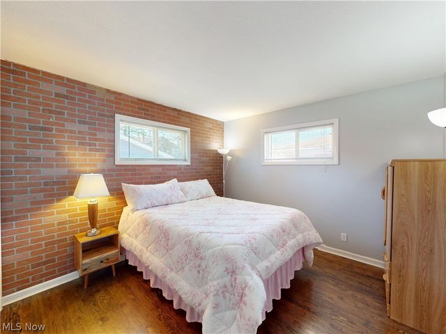 2821 Wales Avenue, Parma, OH 44134