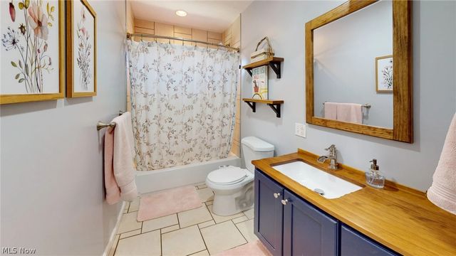 2821 Wales Avenue, Parma, OH 44134