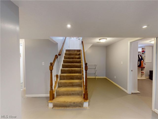 2821 Wales Avenue, Parma, OH 44134