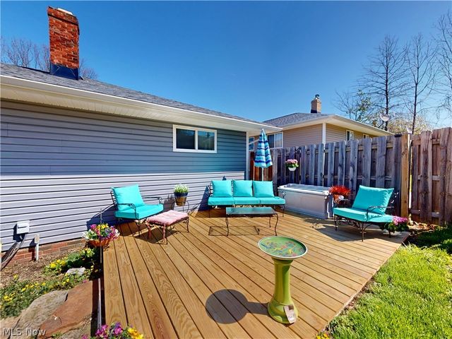 2821 Wales Avenue, Parma, OH 44134