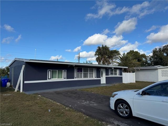 2711 Elmwood ST, Fort Myers, FL 33901