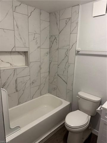 2711 Elmwood ST, Fort Myers, FL 33901