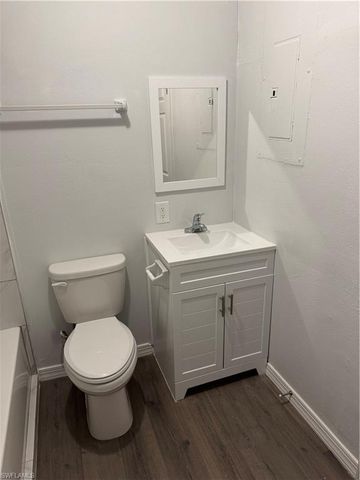 2711 Elmwood ST, Fort Myers, FL 33901