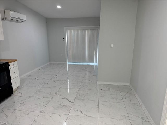 2711 Elmwood ST, Fort Myers, FL 33901