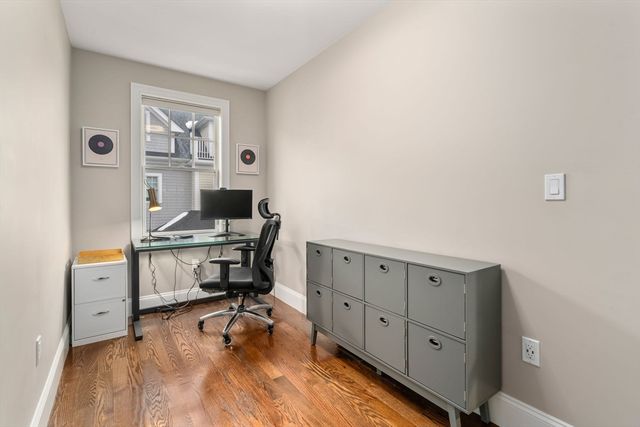 30 Park St 4, Boston, MA 02122