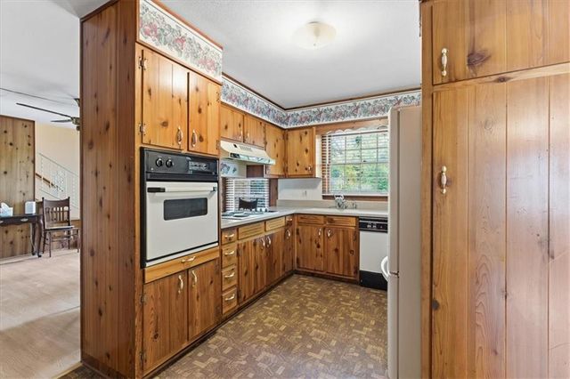 1038 Arden SW Drive, Marietta, GA 30008