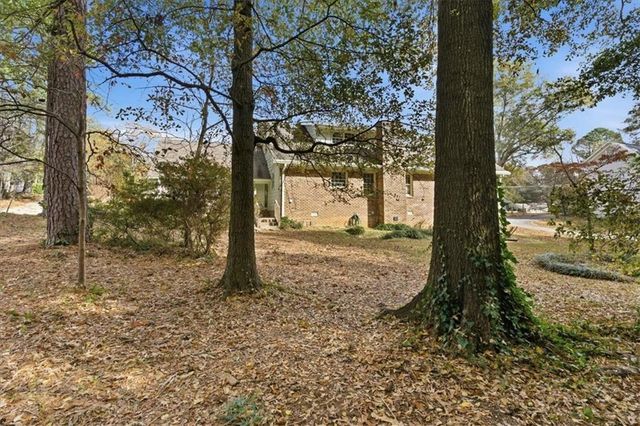 1038 Arden SW Drive, Marietta, GA 30008