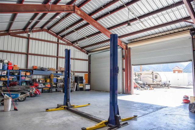 6 Saint Anthonys, Questa, NM 87556