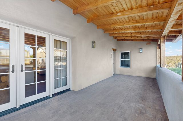 226 County Rd 75, Truchas, NM 87578