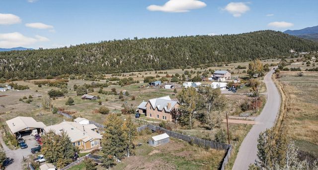 226 County Rd 75, Truchas, NM 87578