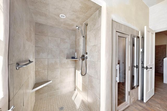 226 County Rd 75, Truchas, NM 87578