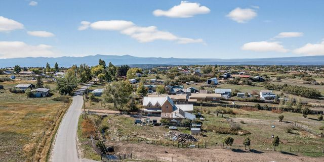 226 County Rd 75, Truchas, NM 87578