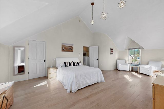 226 County Rd 75, Truchas, NM 87578