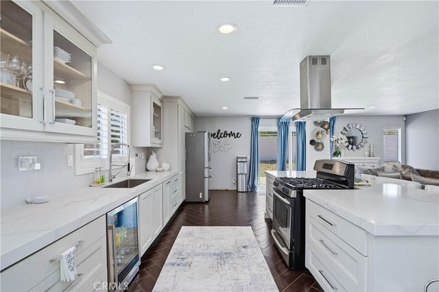2326 N Sycamore, Rialto, CA 92377