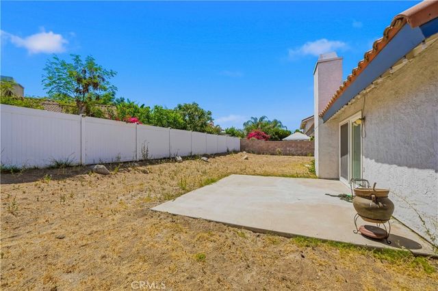 2326 N Sycamore, Rialto, CA 92377
