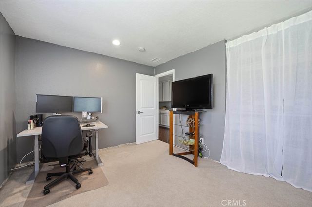 2326 N Sycamore, Rialto, CA 92377