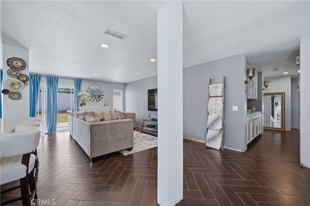 2326 N Sycamore, Rialto, CA 92377