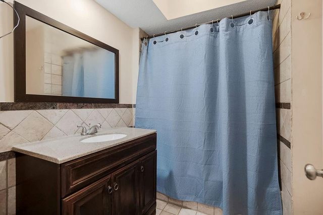 7824 Westridge Road, Raytown, MO 64138