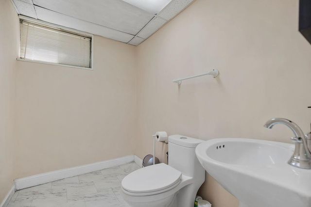 7824 Westridge Road, Raytown, MO 64138