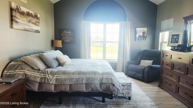 1202 Deer Fields Trace, La Grange, KY 40031