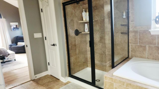 1202 Deer Fields Trace, La Grange, KY 40031