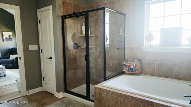 1202 Deer Fields Trace, La Grange, KY 40031